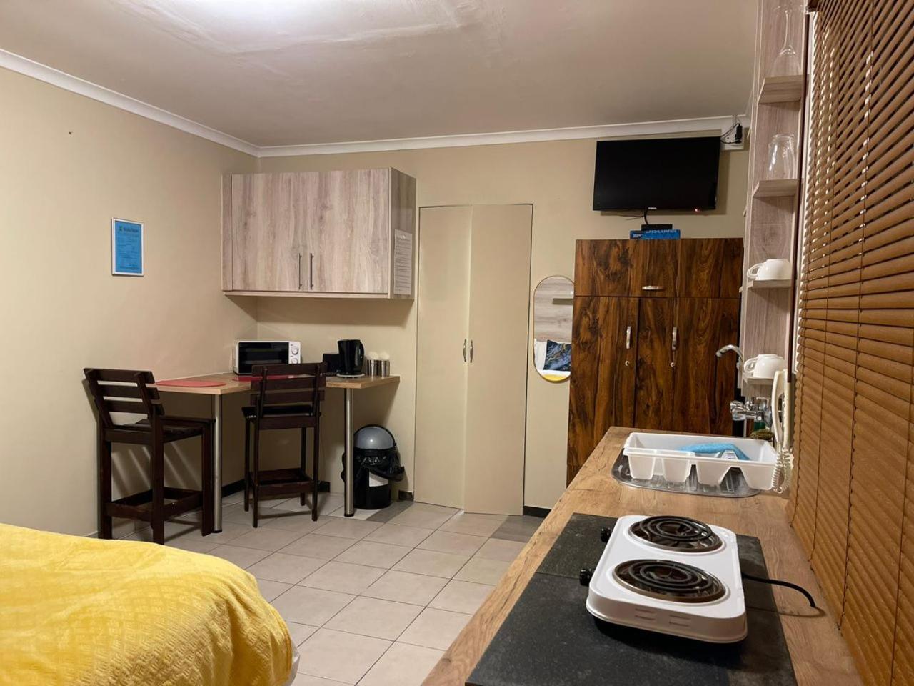 Kelpmeeu Self- Catering Apartments Swakopmund Exterior photo